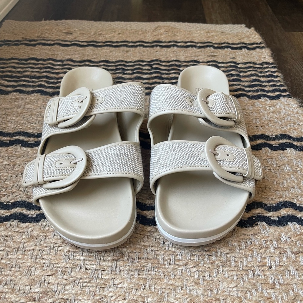 Time & Tru sandals